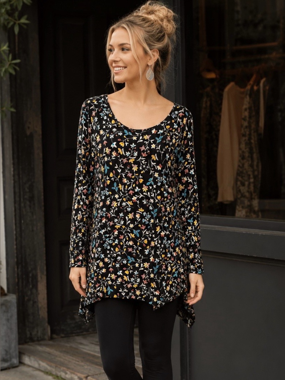Cable & Gauge Black Multicolor Floral Swing Tunic Top Size L